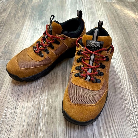 J. Crew Shoes - J.Crew Nordic Outdoor Utility All Terrain Low Top Women’s Hiking Boots Sz 7